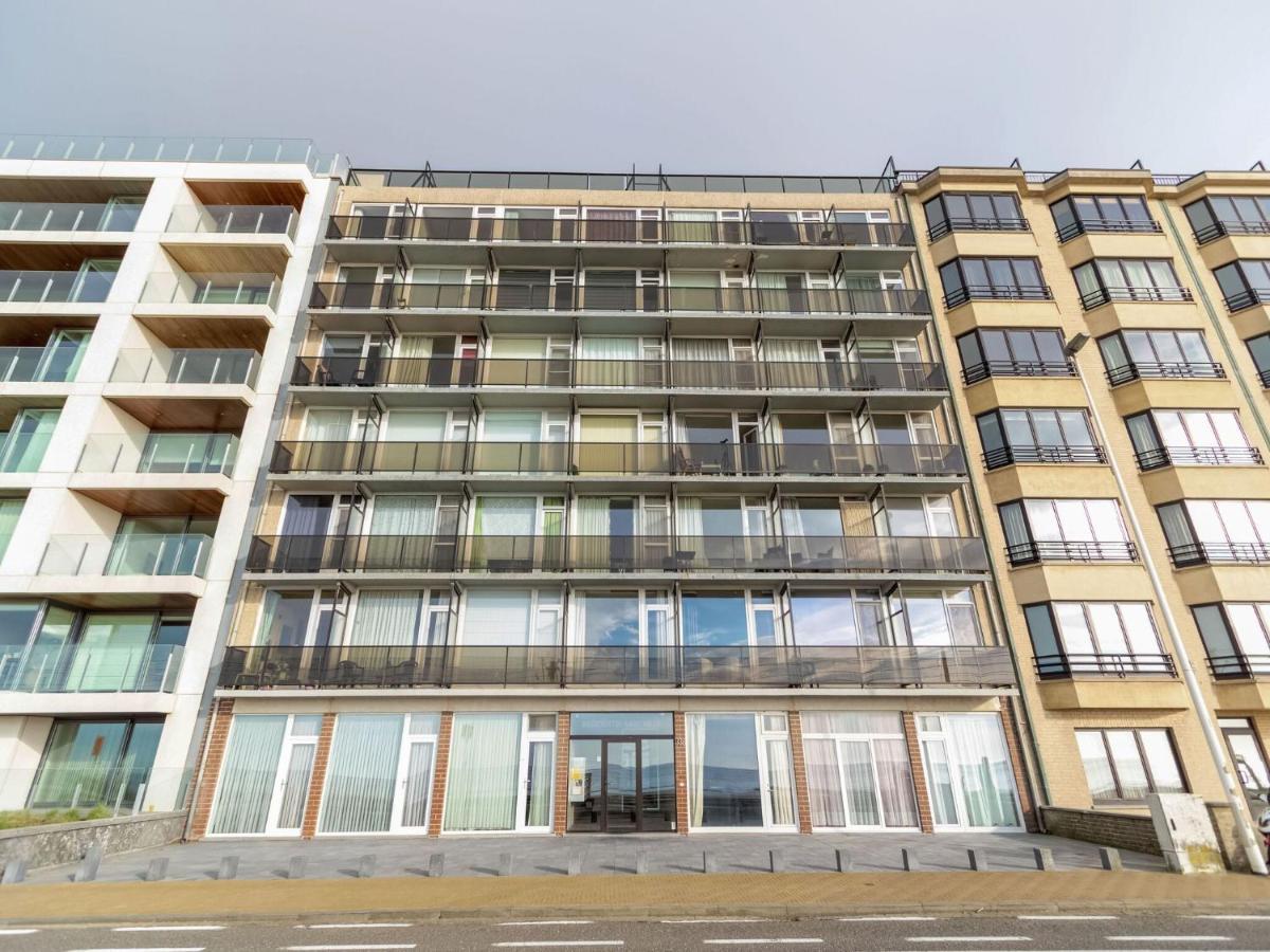 Contemporary Apartment In Oostende With Balcony Kültér fotó